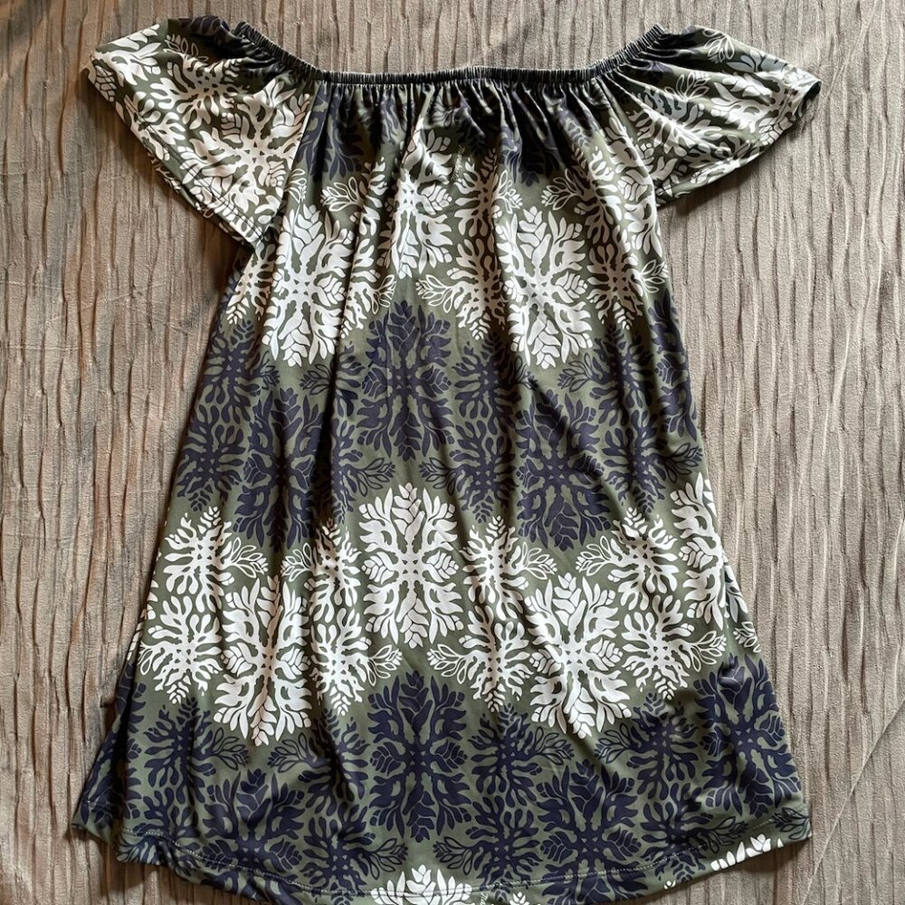 Manuhealii Ululani Dress